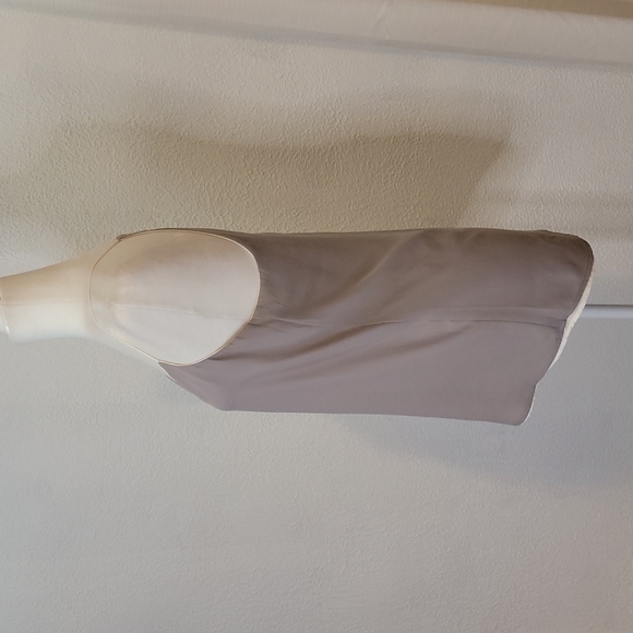 4/$25, Express Tank Top - Picture 2 of 7